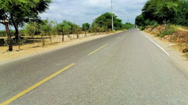 Carretera que une Catacaos con La Legua entra en su etapa final de ejecución