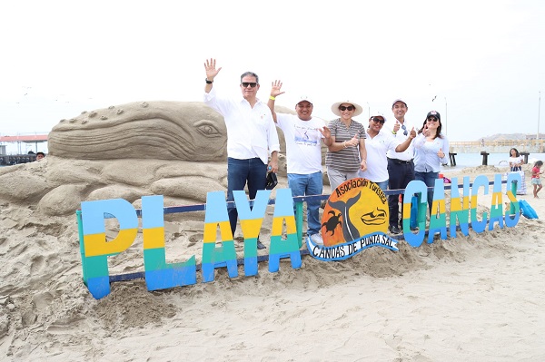 Canoas de Punta Sal espera el arribo de 10 mil turistas por temporada de avistamiento de ballenas