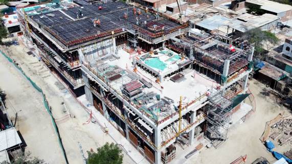 Construcción de establecimiento de salud Tacalá supera avance programado