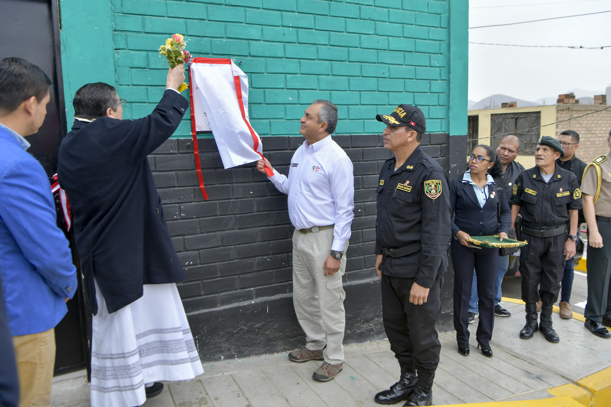 Ministro Vicente Romero destaca trabajo conjunto con la municipalidad distrital y la población para brindar mayor seguridad y generar impacto positivo en la ciudadanía.