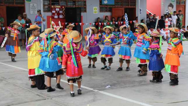 Festival de Danzas y Feria Gastronómica