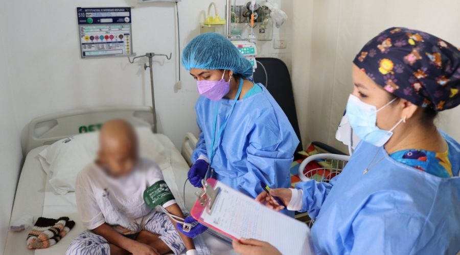 Sistemas de Alerta Temprana Pediátrica (PEWS-EVAT) conducen a la reducción de la mortalidad entre los niños con cáncer