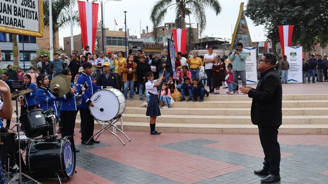 Municipalidad provincial realizó el festival de bandas de músicos en la Plaza de Armas 