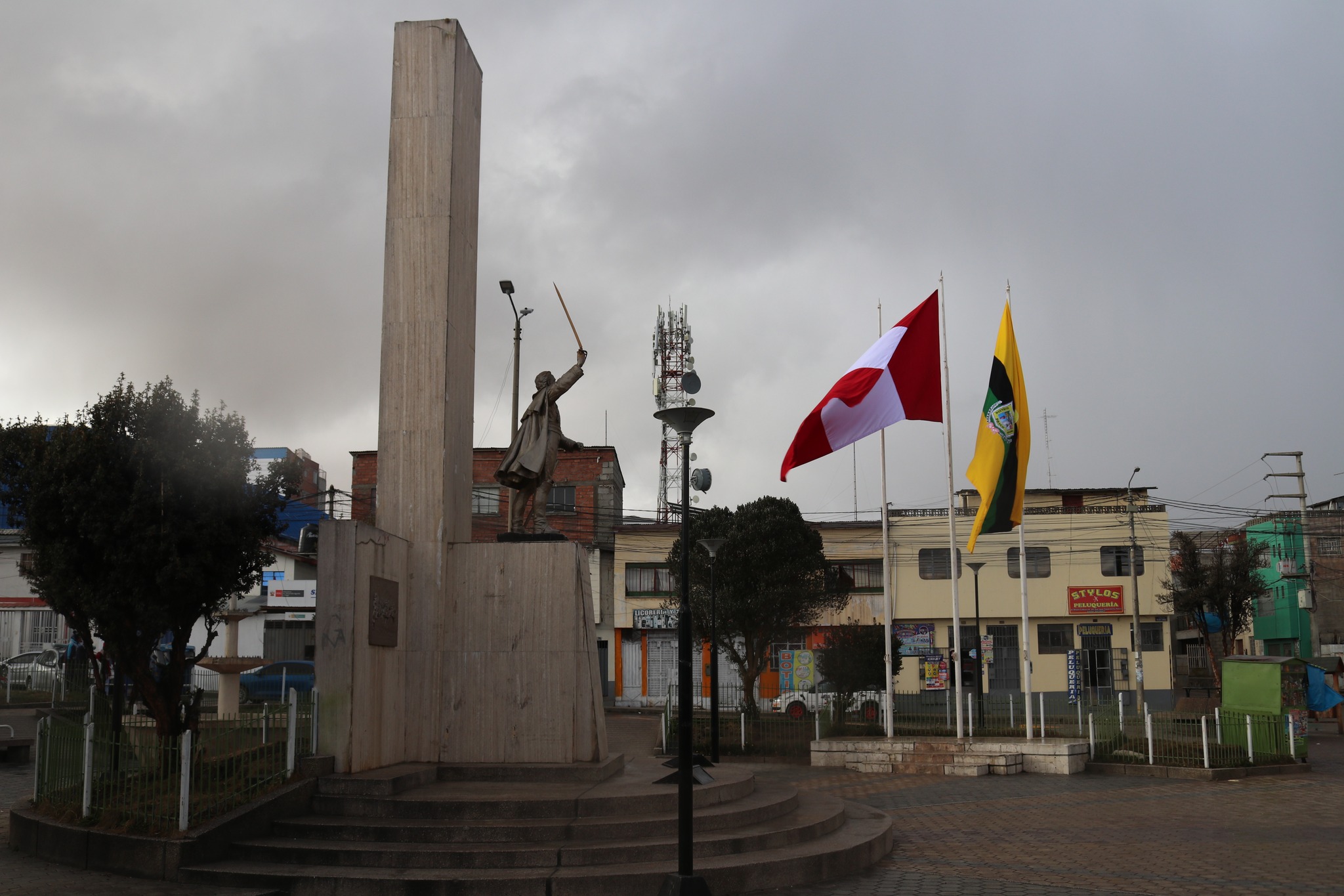 Archivo JPG las banderas en el parque arenales