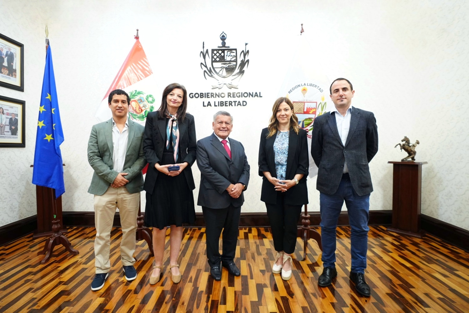 GORE La Libertad muestra oportunidades de inversión a delegación de Macedonia