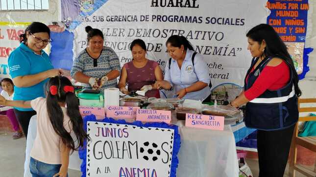 Más de 60 madres degustaron y conocieron los secretos de la preparación de deliciosos platos para prevenir la anemia en sus niños