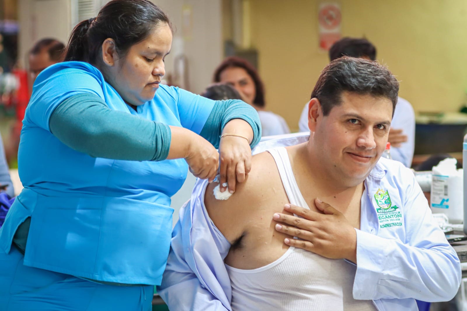 Vacunaciรณn en el distrito energรฉtico y ecolรณgico del paรญs, Megantoni.