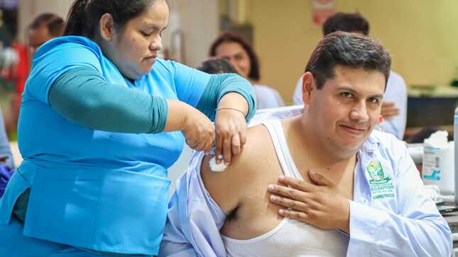 Vacunación en el distrito energético y ecológico del país, Megantoni.