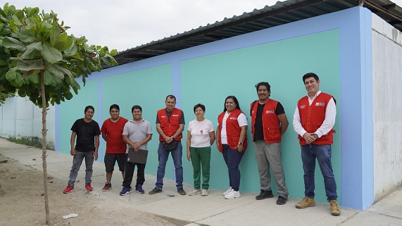 Culminación cerco perimetrico IE Sol Radiante de Tumbes