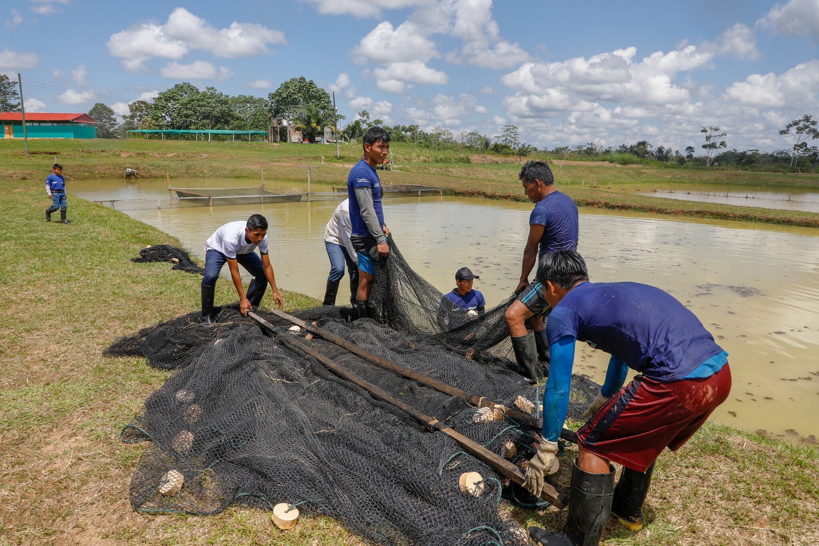Produce propone modificar el reglamento de la Ley General de Acuicultura para optimizar la producción de dicho sector