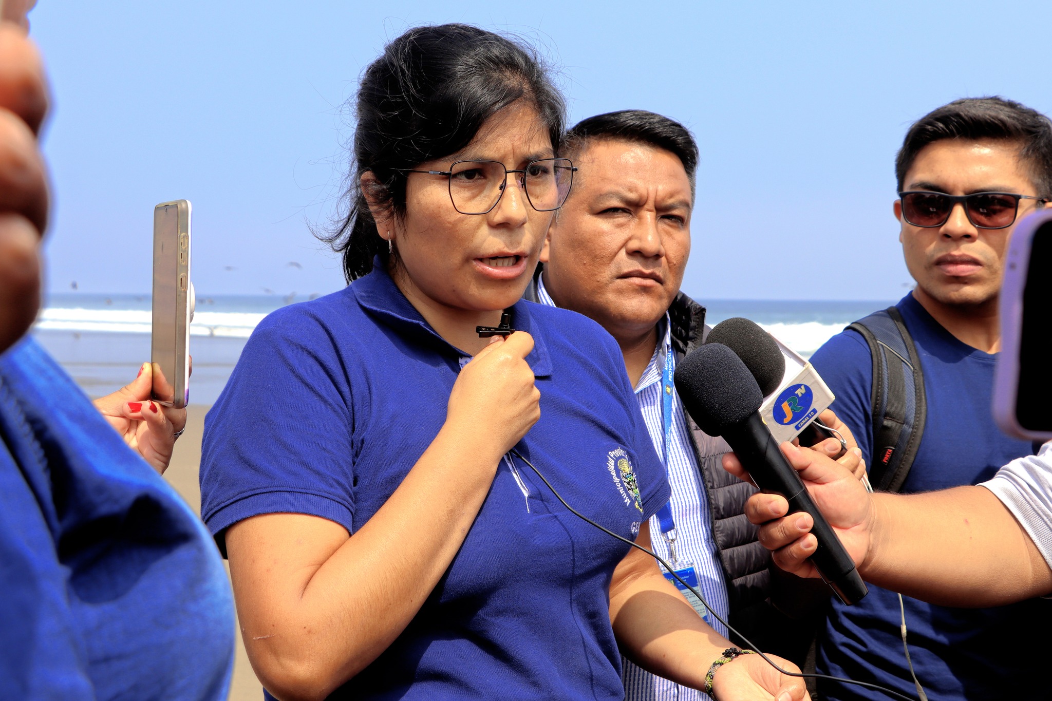 Municipalidad provincial articula esfuerzos con IMARPE, OEFA, ANA, MINSA y fiscalía por derrame de petróleo