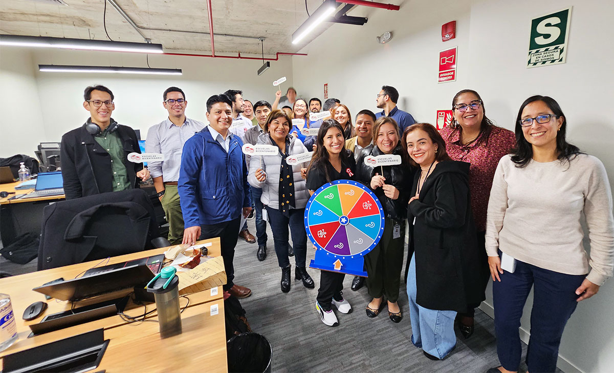Escuelas Bicentenario fortalece su compromiso con un trabajo transparente e íntegro
