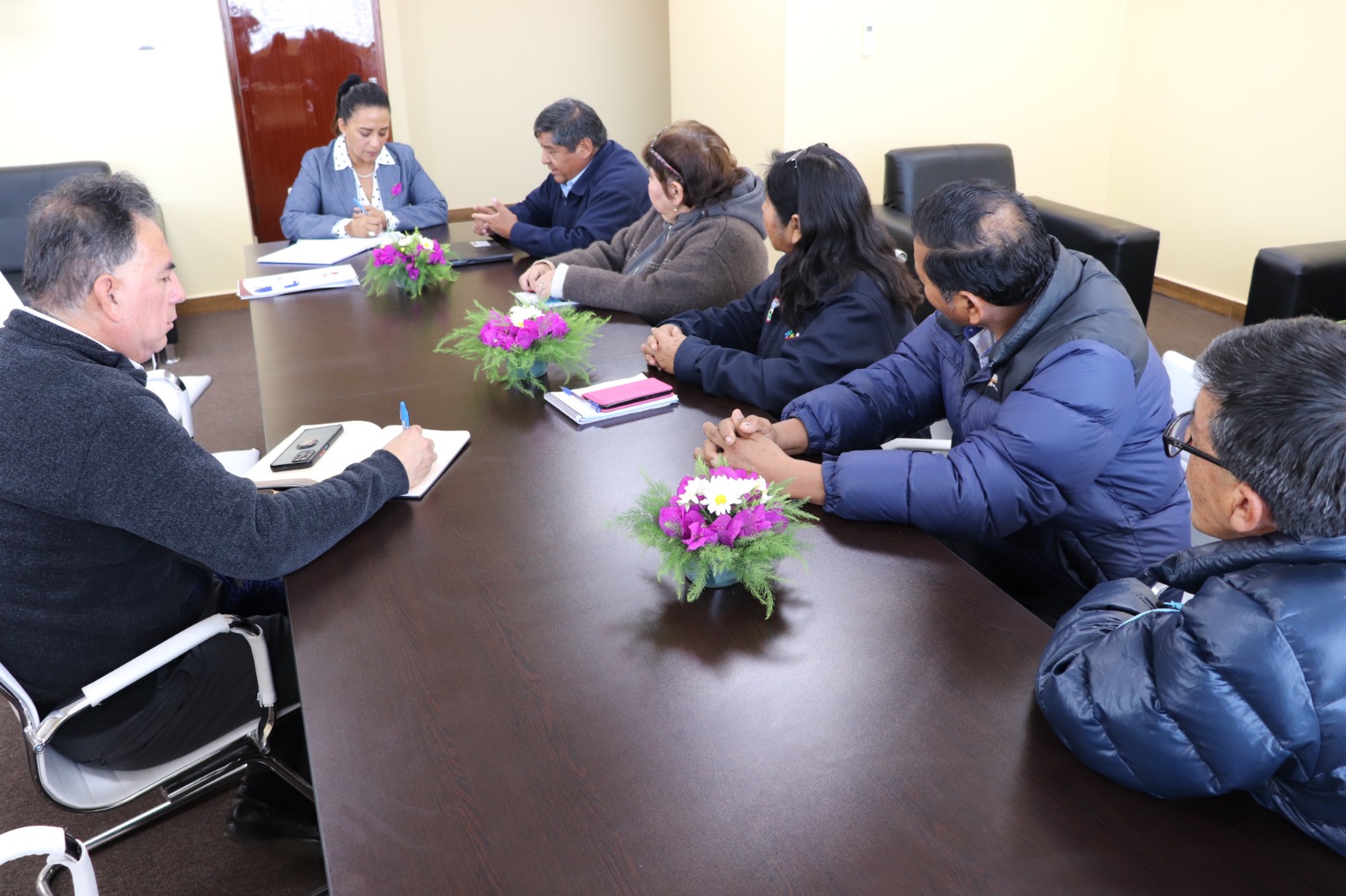 Sindicato del GRT respalda a gobernadora regional