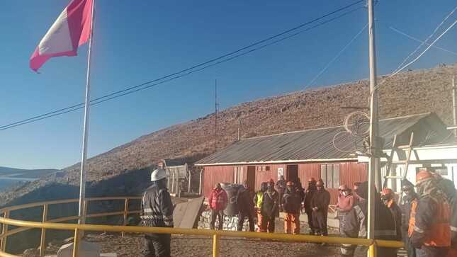 Desde los diferentes campamentos a cargo del Proyecto Especial Regional Pasto Grande, se vive el sentimiento de patriotismo y amor al Perú.
