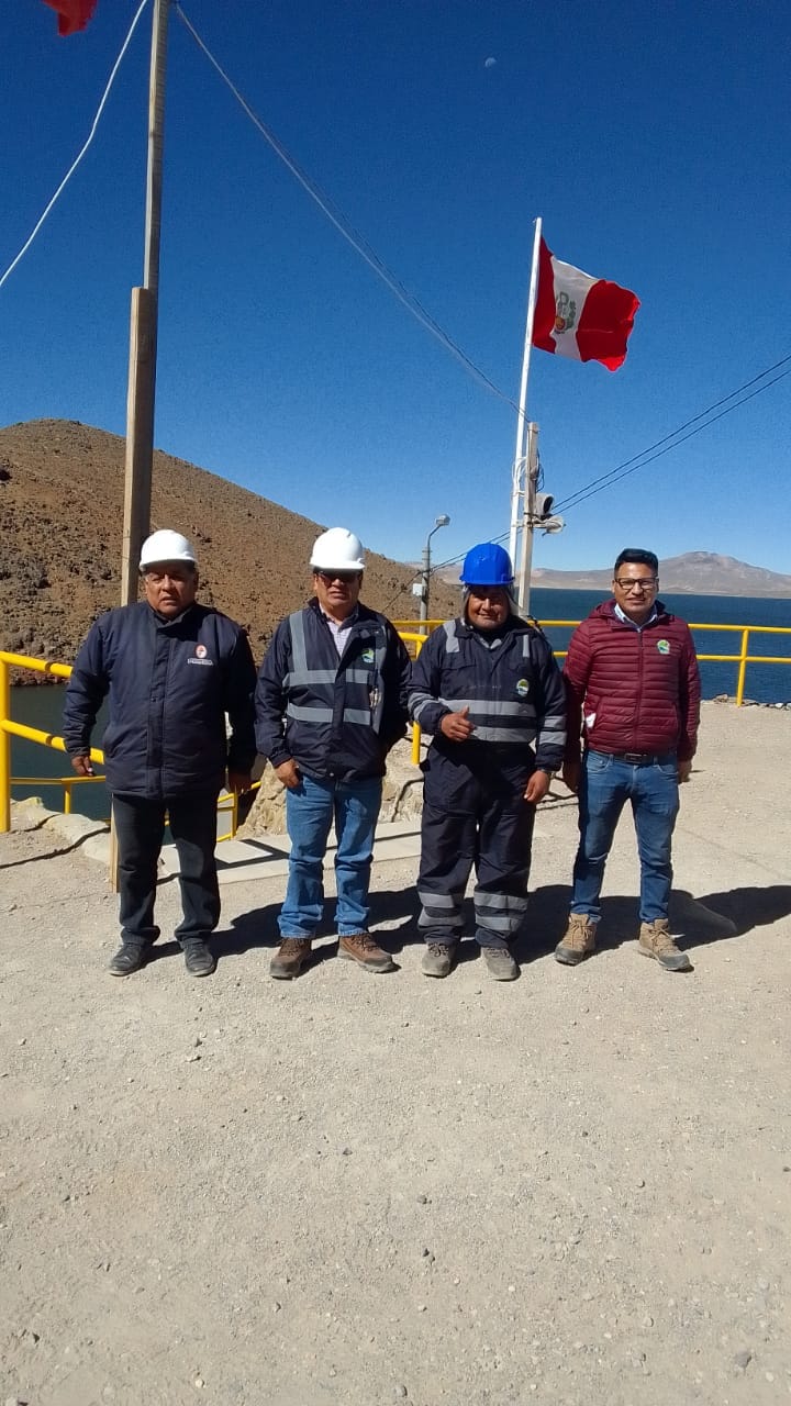 Desde los diferentes campamentos a cargo del Proyecto Especial Regional Pasto Grande, se vive el sentimiento de patriotismo y amor al Perú.
