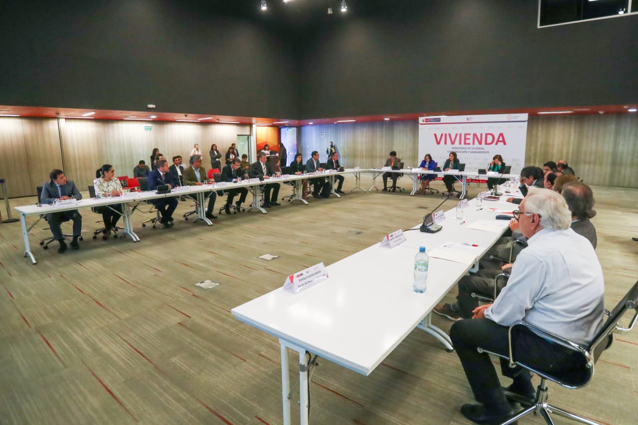 Ministra de Vivienda instala Comisión Multisectorial para el fortalecimiento y modernización de SEDAPAL