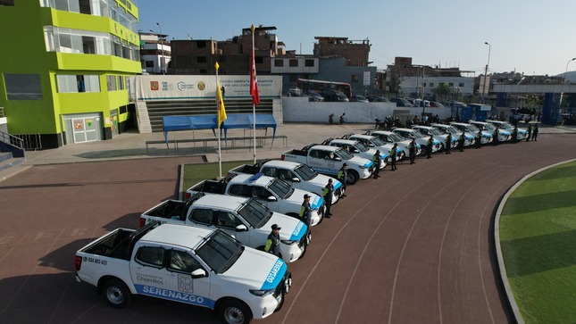 Flota nueva de camionetas listas para recorrer el distrito 