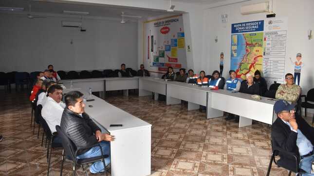 Integrantes de la Plataforma de Defensa Civil tuvieron una participación activa para simulacro a realizarse este 15 de agosto.