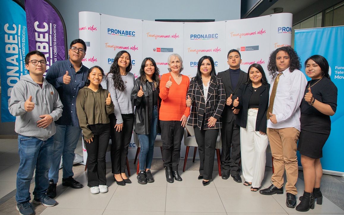 Beneficiarios del Pronabec acceden a cursos, seminarios y clases magistrales tras convenio con Fundación Telefónica