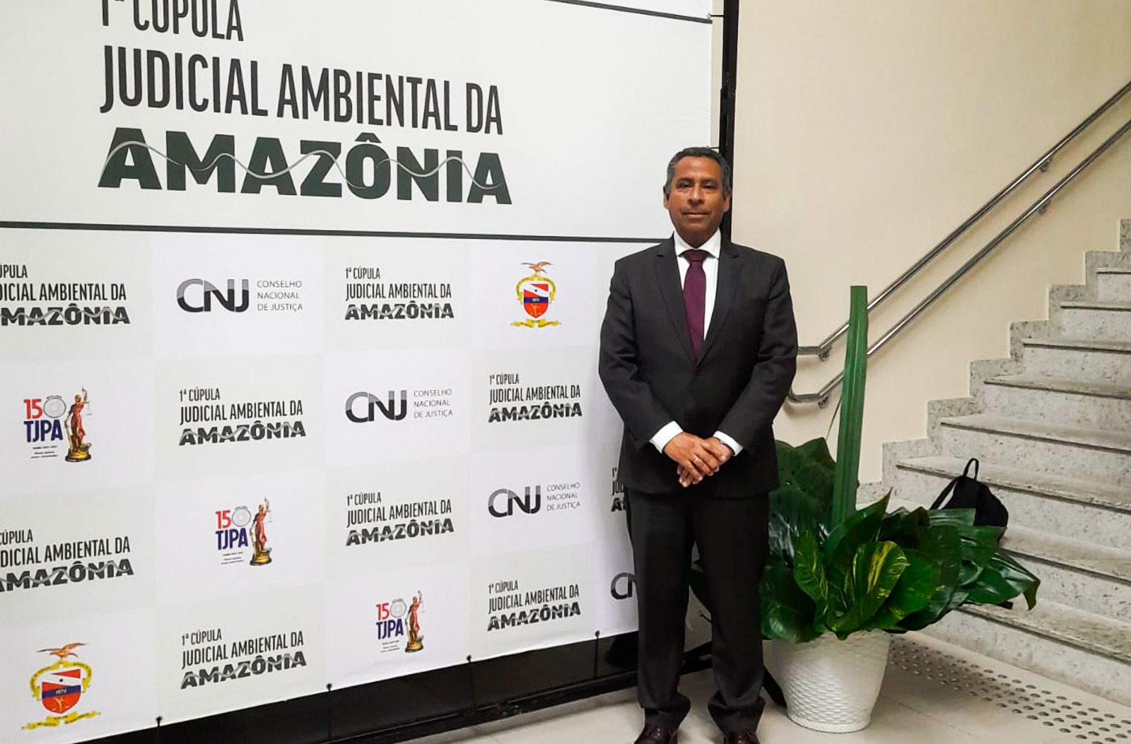 El presidente del Tribunal Constitucional, magistrado Francisco Morales Saravia en la Primera Cumbre Judicial Ambiental de la Amazonía.