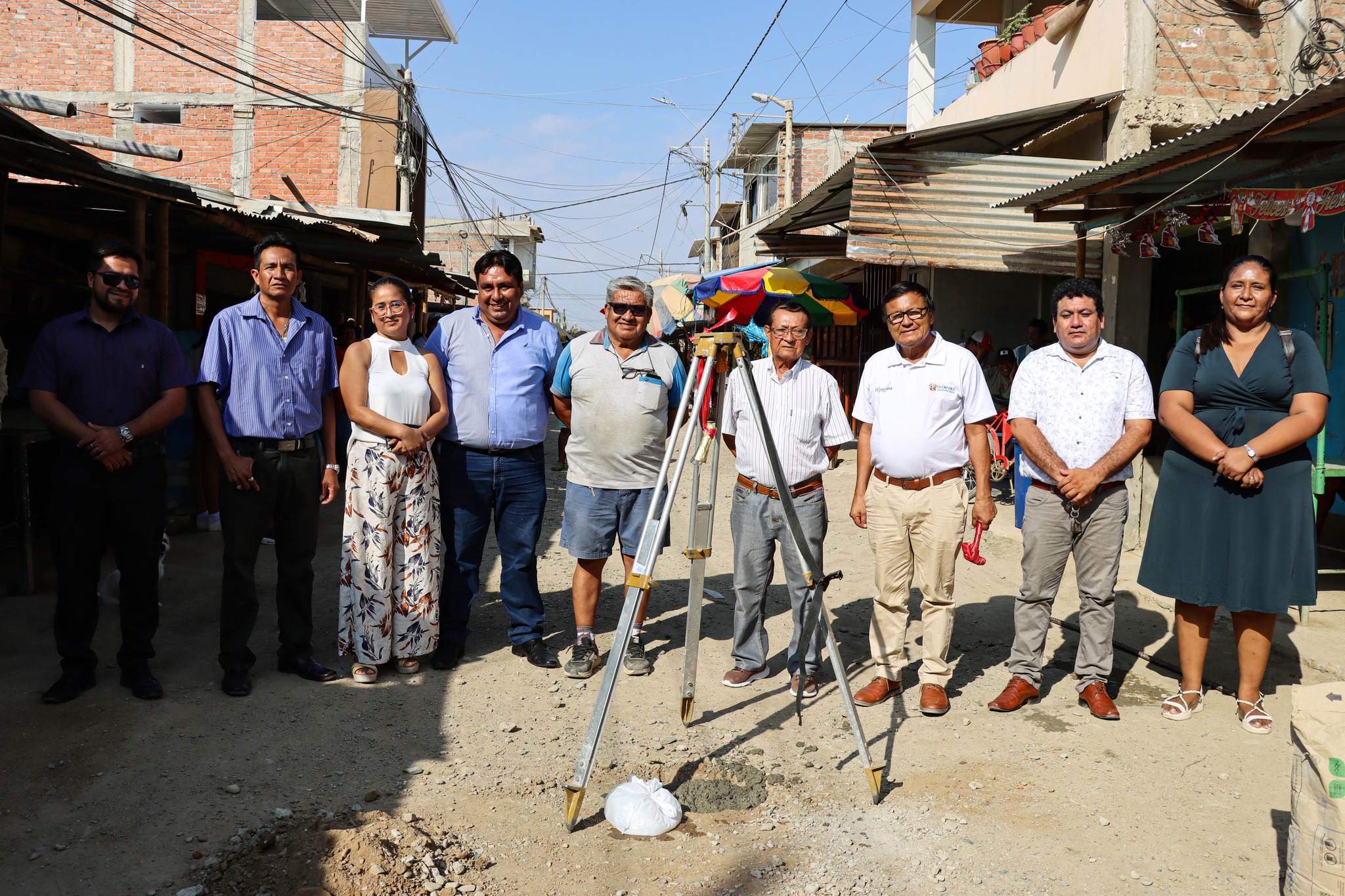 #MDMInforma | ALCALDE COLOCÓ PRIMERA PIEDRA DE OBRA 🏗️ EN CALLE LOS INCAS