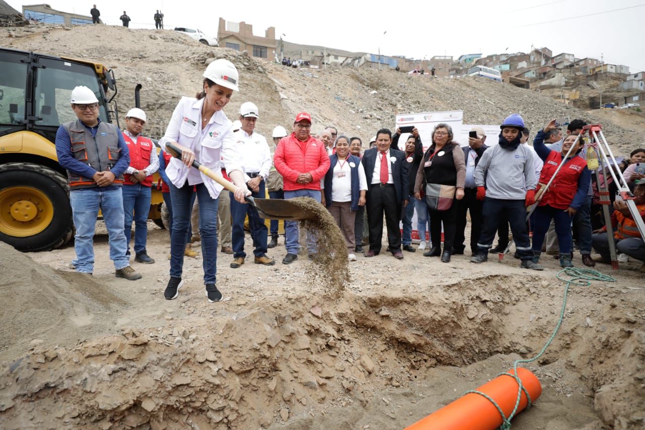 Ministerio de Vivienda inicia obras de ampliación para dotar de agua a 23 zonas de Puente de Piedra