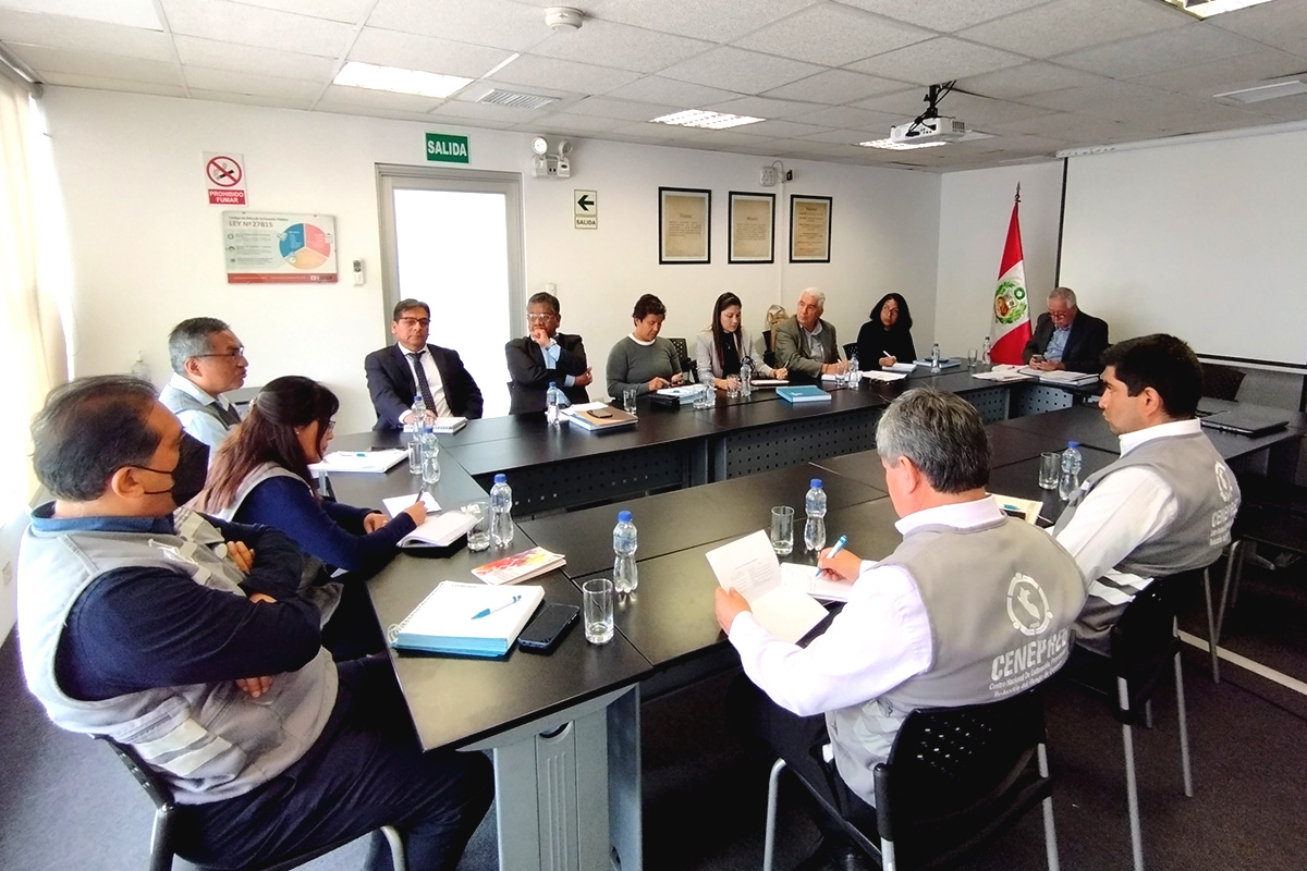 Reunión de coordinación entre el Cenepred y el Serfor
