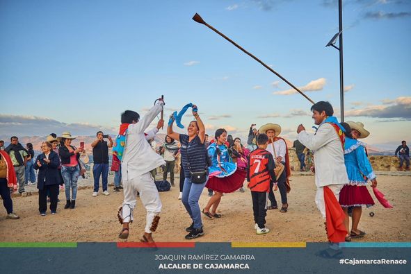 Así se vivieron los días de “Atardecer Andino”desde Santa Apolonia, llenos de magia, color, tradición y fiesta. 
 Muchos turistas nacionales e internacionales se llevaron los mejores recuerdos  de su estadía en Cajamarca.