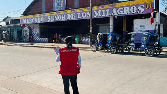 La Contraloría General de la República detectó el favorecimiento a un proveedor por la compra de materiales de construcción para el mejoramiento del mercado Señor de los Milagros del distrito de Contamana. En el 2022, el jefe de logística de la Municipalidad Provincial de Ucayali permitió que su pareja venda materiales para la ejecución de la obra, lo que afectó la transparencia y legalidad en la contratación pública.