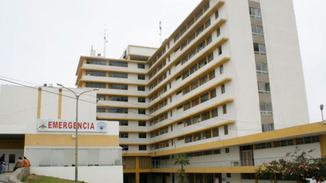La Contraloría General alertó que el Hospital Nacional Daniel Alcides Carrión, institución sanitaria de mayor complejidad a cargo del Gobierno Regional del Callao, no se encuentra en condiciones óptimas para atender los casos de dengue clásico y hemorrágico, por lo que recomendó al titular de la entidad adoptar medidas correctivas para asegurar la atención de los pacientes que acuden a dicho nosocomio.