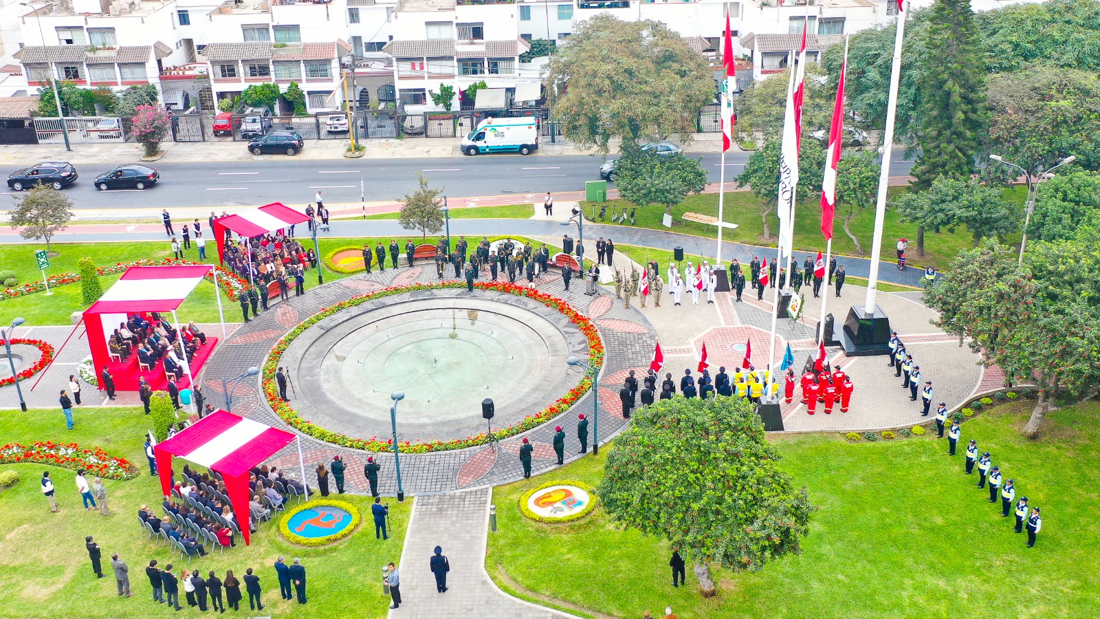 Sesión solemne por Fiestas Patrias