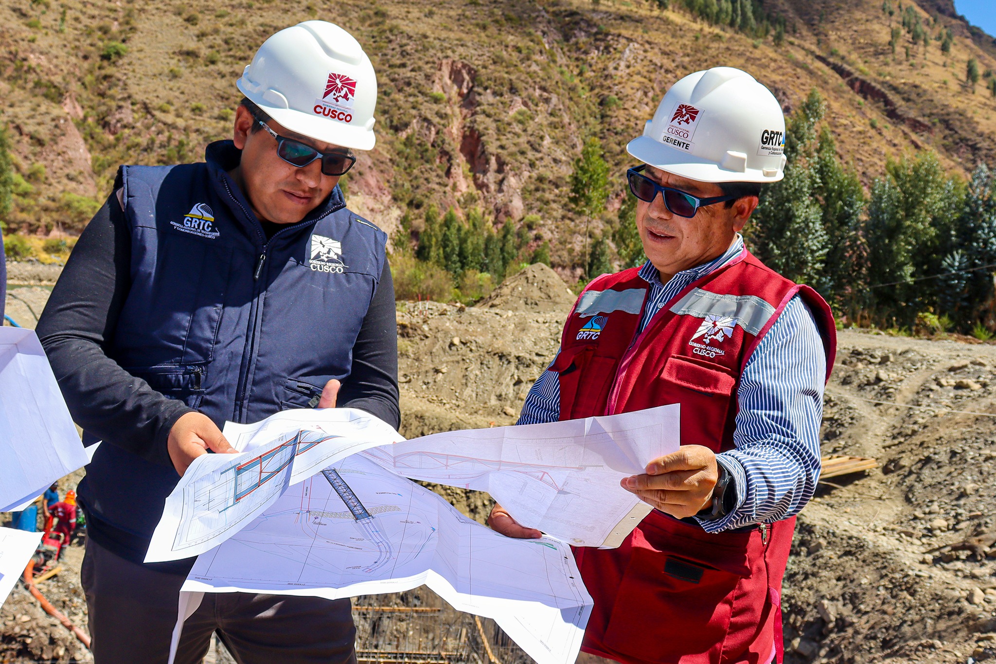 Asimismo, se exigió más frentes de trabajo, para dar mayor celeridad en la ejecución de la obra