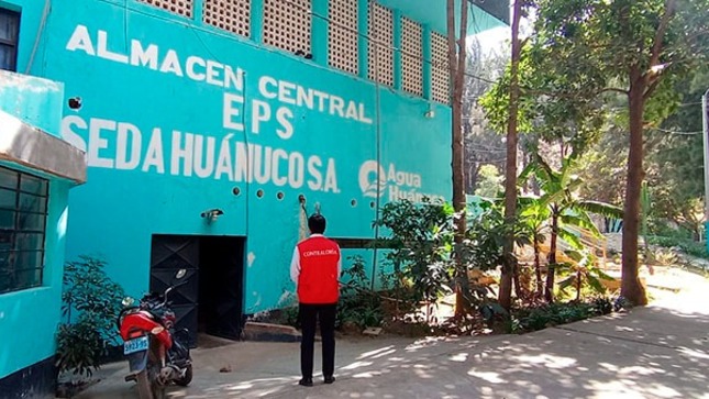 La Contraloría General de la República advirtió que 60 medidores de presión de agua adquiridos por la Empresa Prestadora de Servicios de Agua Potable y Alcantarillado - Seda Huánuco no cumplen con las especificaciones técnicas. Estos equipos que presentan observaciones no medirán con exactitud la presión del servicio de agua potable que se distribuye a los pobladores de Huánuco, Amarilis y Pillco Marca. 