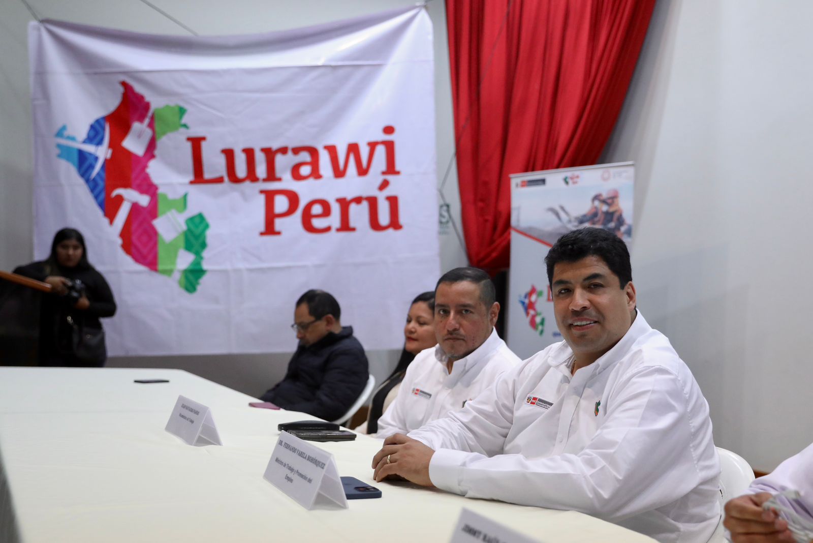 Ministro Varela supervisó la obra construcción del Hospital Especializado de EsSalud Cajamarca, que beneficiará a más de 263 mil asegurados