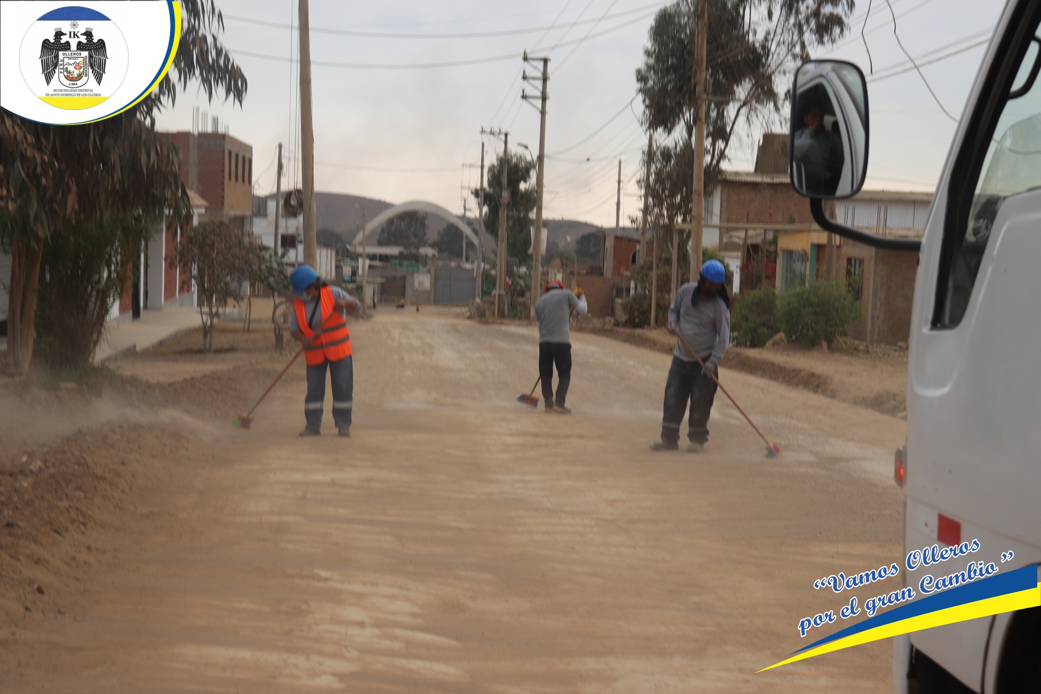La Municipalidad Viene Realizando el Asfaltado en la Avenida Santo Domingo de Villa Jardín Cucuya.