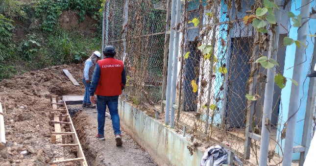 La Contraloría General de la República detectó un perjuicio de 208 883 soles al Estado debido a que funcionarios del Gobierno Regional de Madre de Dios dieron conformidad al expediente técnico, mejoramiento del servicio de agua e instalación del servicio de saneamiento en la Urbanización Municipal Villa Toledo – Laberinto, pese a que el expediente tenía inconsistencias técnicas.
