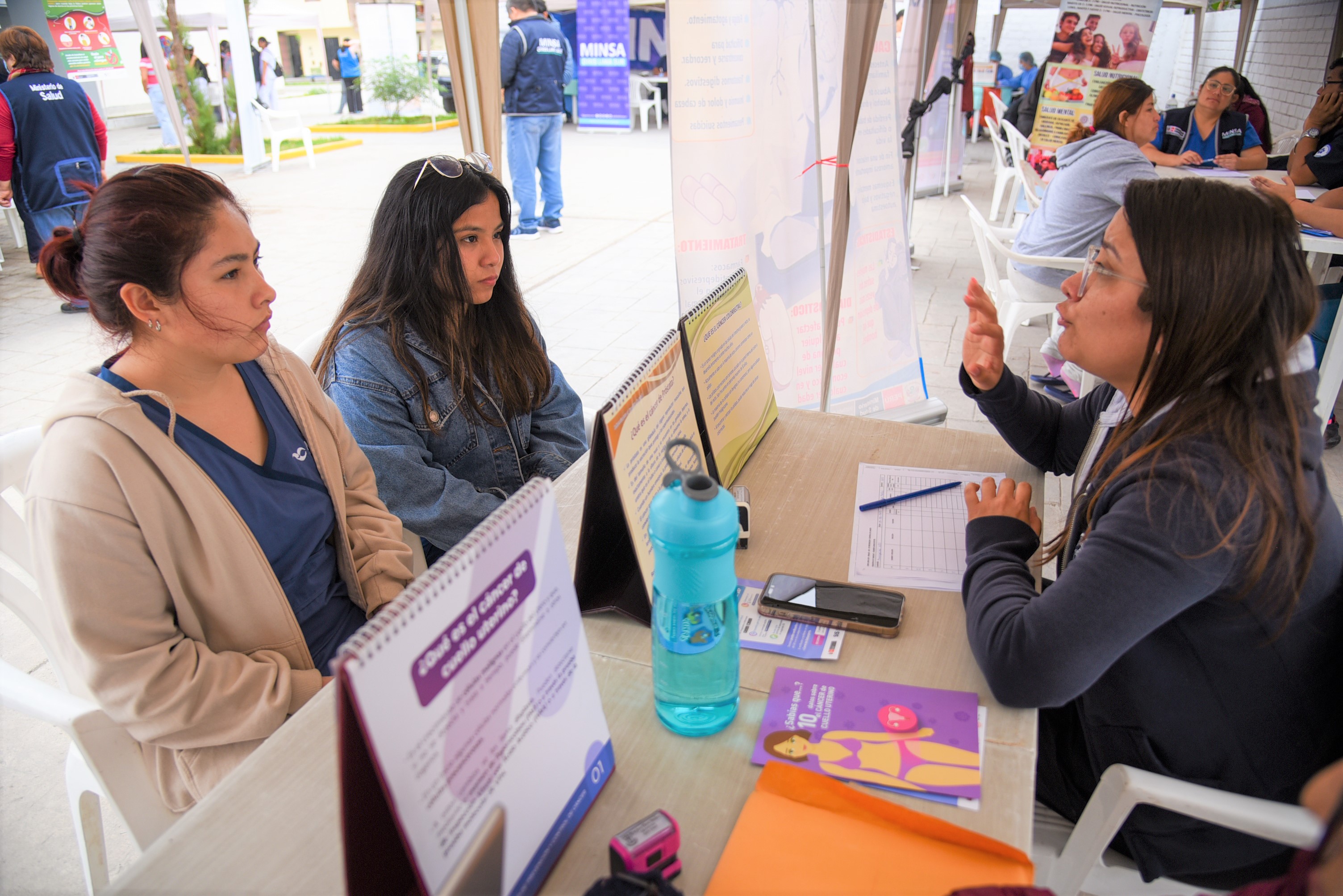 Diris Lima Sur garantiza el cuidado integral de los jóvenes en los establecimientos de salud