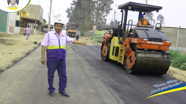 La Municipalidad Viene Realizando el Asfaltado en la Avenida Santo Domingo de Villa Jardín Cucuya