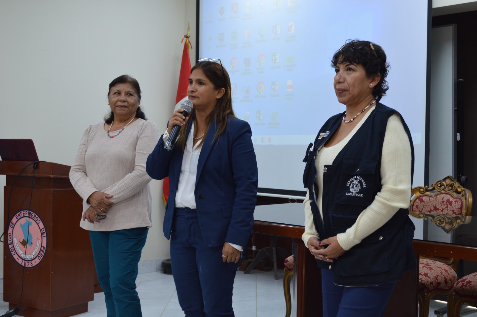 Enfermeras fortaleces sus capacidades en atención del recién nacido