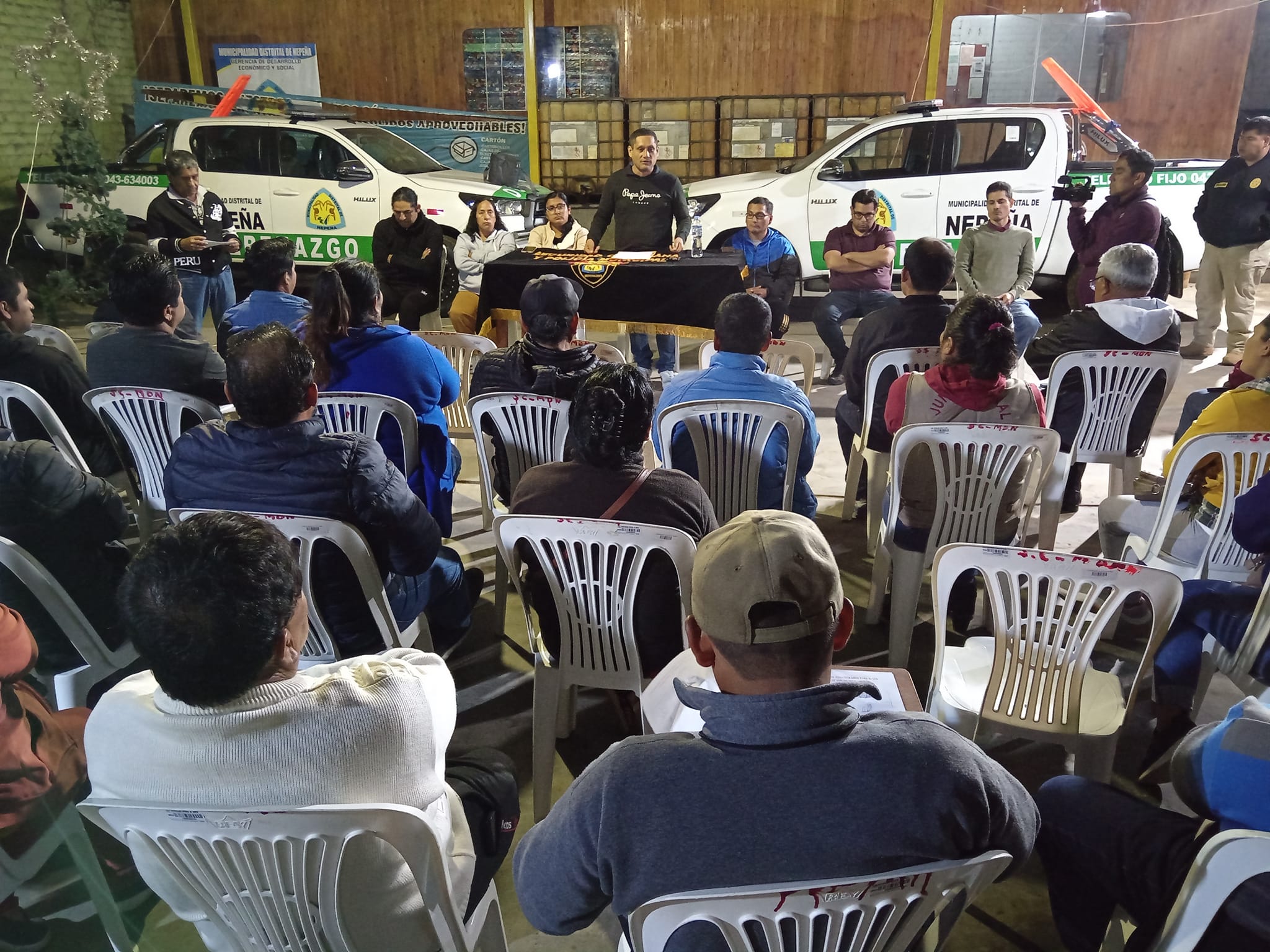 En reunión de presidentes, juntas vecinales reiteran respaldo a gestión de alcalde