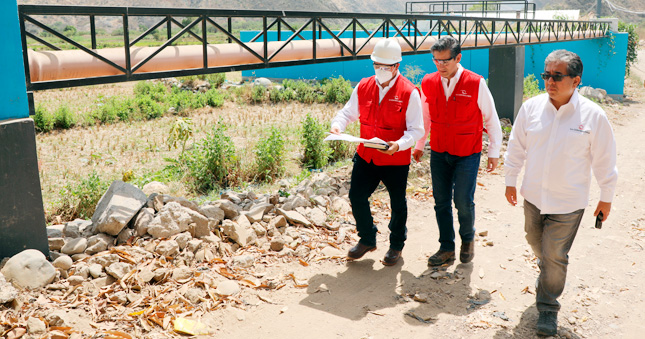 Continuando con las jornadas de Despacho Contralor en el interior del país, el contralor general, Nelson Shack Yalta, estuvo en la región Cajamarca los días 8 y 9 de agosto, para supervisar obras relevantes para la población en las provincias de Celendín, San Pablo y Contumazá, así como reunirse con los alcaldes y regidores de las tres municipalidades provinciales, a quienes expresó su preocupación por los problemas verificados en varias obras públicas supervisadas en cada jurisdicción, e informó que estos se originan por tener deficientes expedientes técnicos.