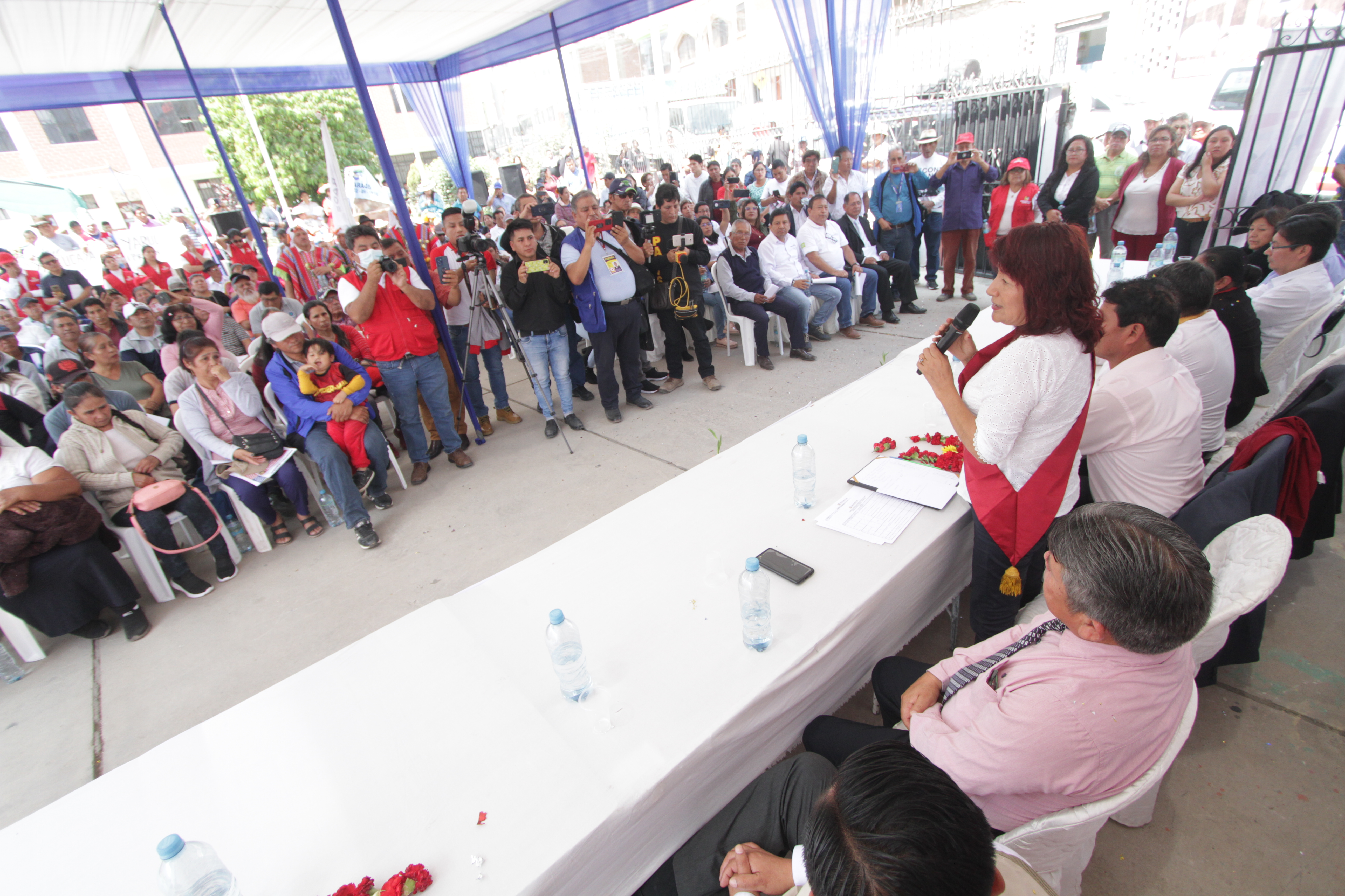 Entregan títulos de propiedad a familias de la provincia de Canta