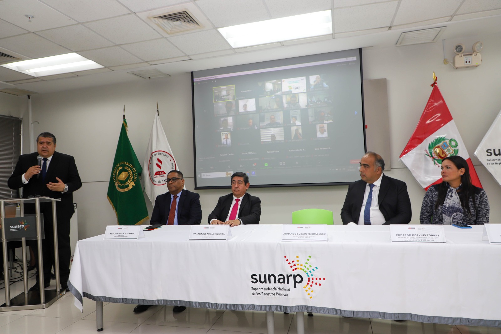 Foto de Sunarp fortalece servicio registral con Mesa de Ayuda Notarial para beneficio de la ciudadanía