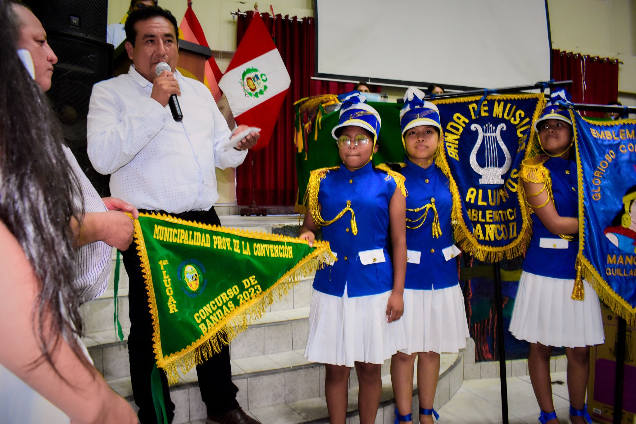 Celebrando el talento y el esfuerzo educativo en La Convención