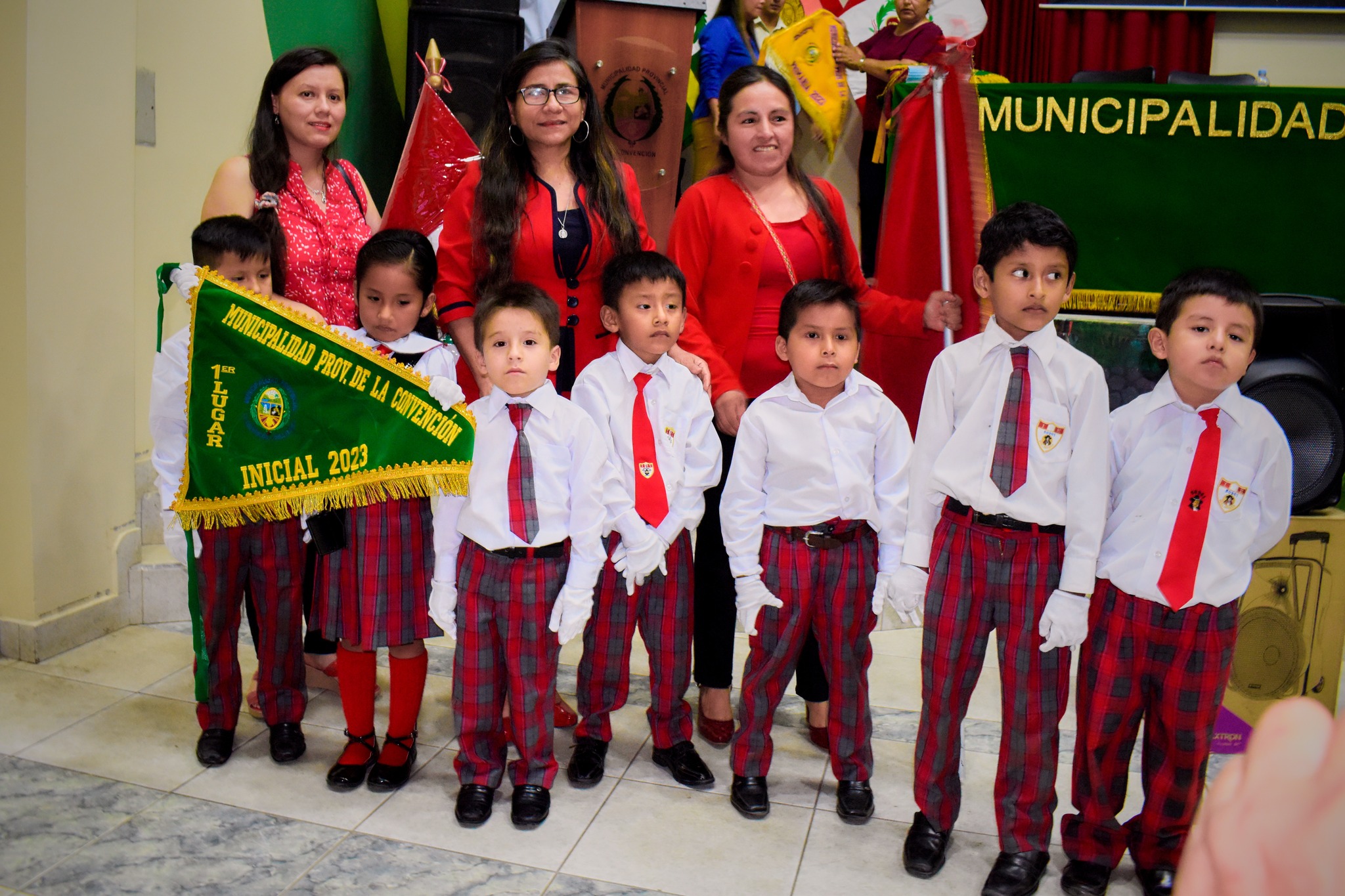 Celebrando el talento y el esfuerzo educativo en La Convención