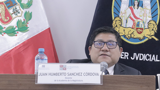 Docente de la Academia de la Magistratura, Juan Humberto Sánchez Córdova, dictó taller en la Corte Superior del Callao
