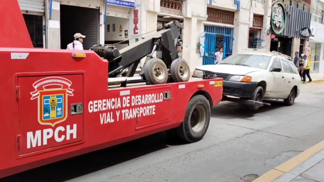 OPERATIVO DE TRANSPORTE A INFRACTORES EN LA VÍA PÚBLICA