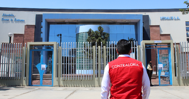 La Contraloría General alertó a la Empresa de Servicio de Agua Potable y Alcantarillado de La Libertad (Sedalib S.A.) que descalificó a postores que sí cumplían con el requisito de calificación “experiencia en la especialidad”, establecido en las bases de la licitación pública para el mejoramiento y ampliación de las redes de alcantarillado sanitario en el sector Parque Industrial del distrito de La Esperanza, Trujillo.