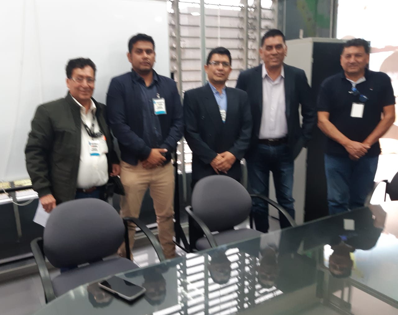 ¡Cumpliendo con nuestra gestión coordinada, personal de  UGEL AYABACA, Viajaron a la ciudad de Lima - MINEDU, para su priorización  y evaluación  para que solucione en TIEMPO Y PROCESO. - EL MUC Y BET