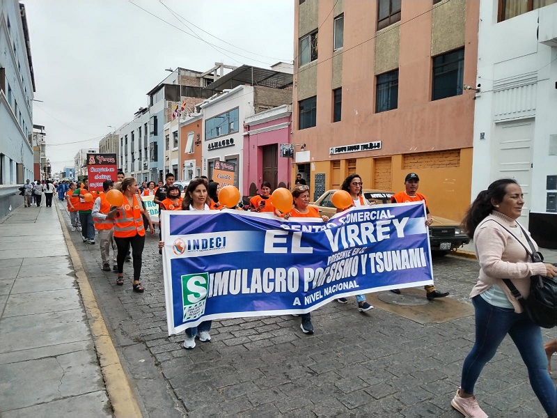 Este ejercicio tiene como finalidad que la población logre identificar los riesgos de su comunidad o localidad ante un posible sismo o desastre natural.